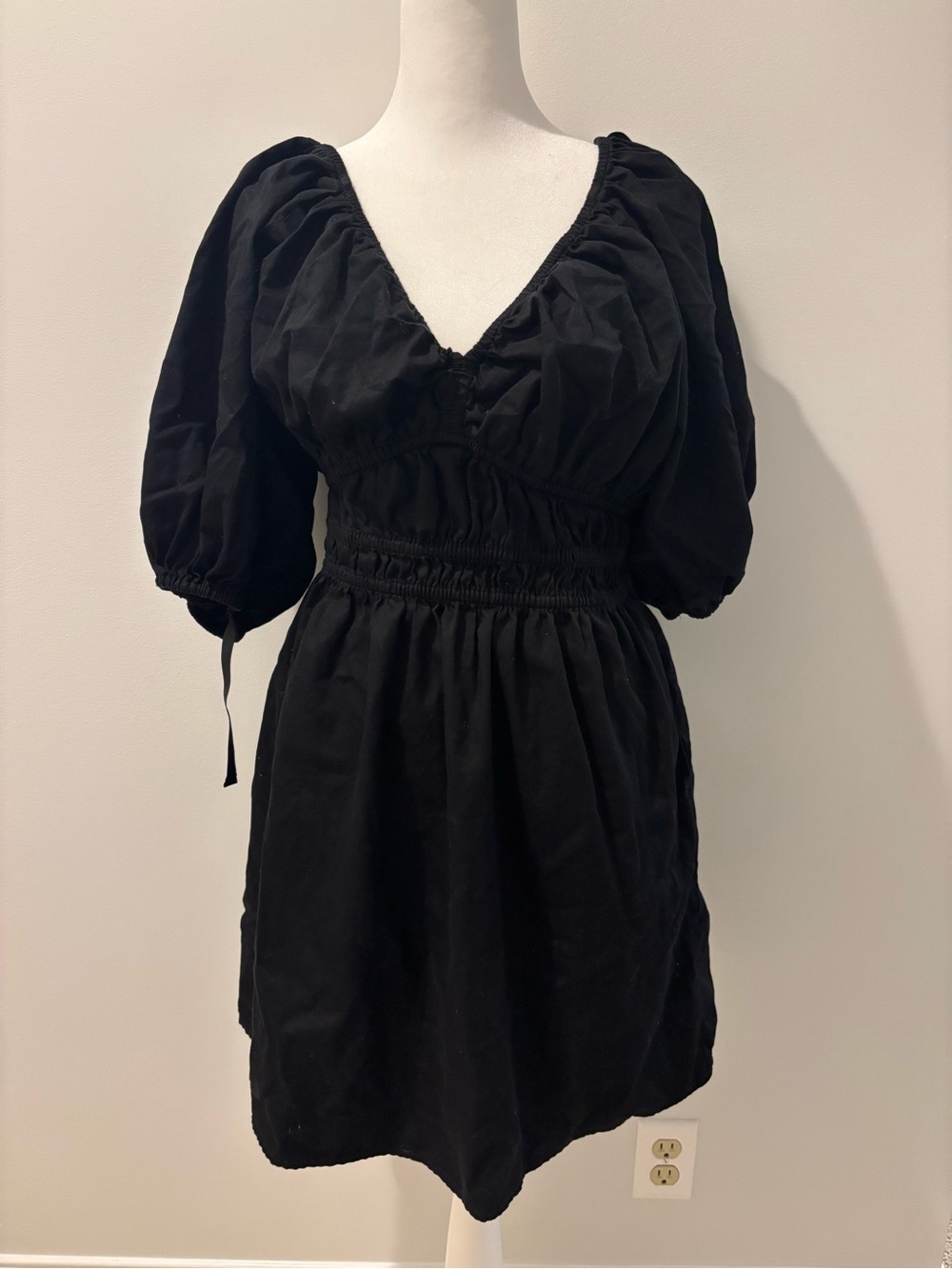 Black Puffy Midi Dress